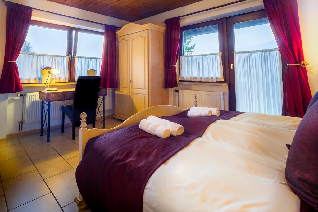 Hotel Garni Zeranka Ruhpolding Exteriör bild